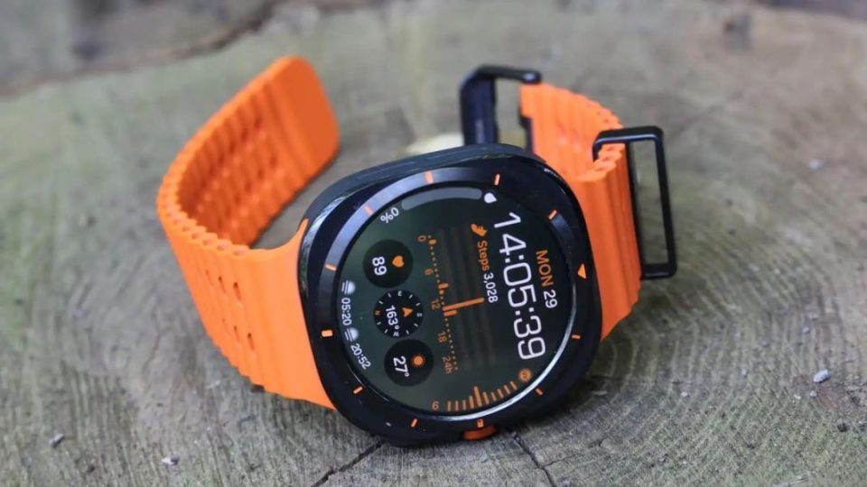 Galaxy Watch Ultra: arriva l'aggiornamento One UI 8 Watch